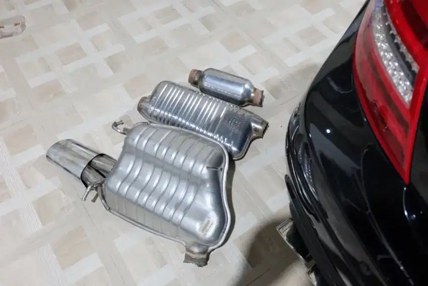 Tabung muffler knalpot mercy mercedes w204 C200 CGI Facelift