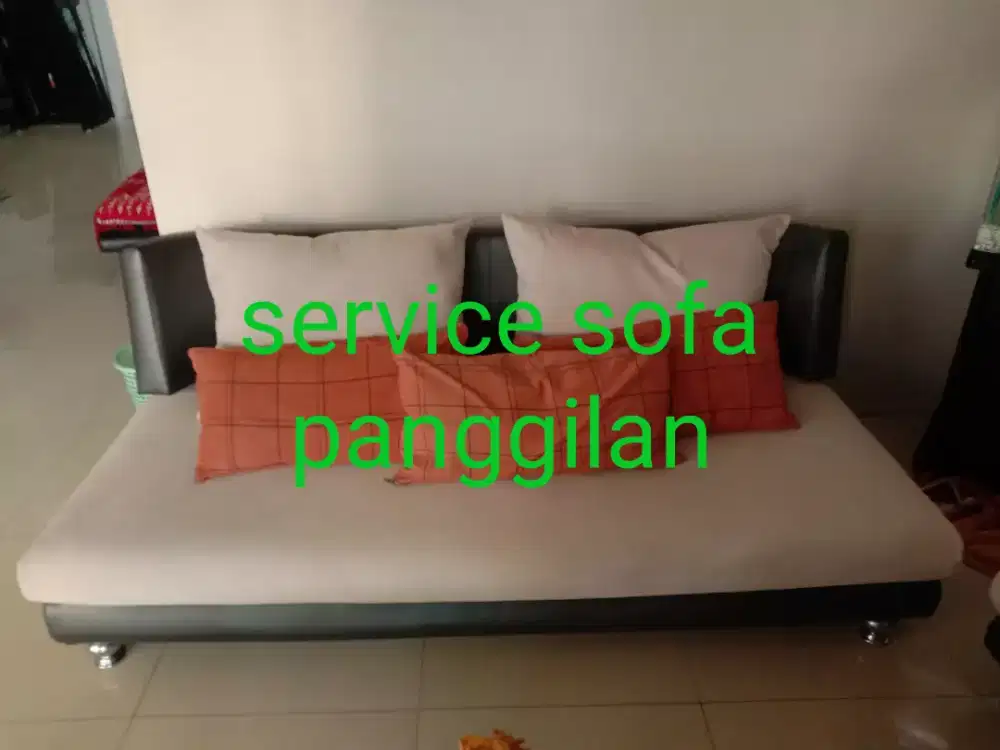 Menerima servis sofa panggilan