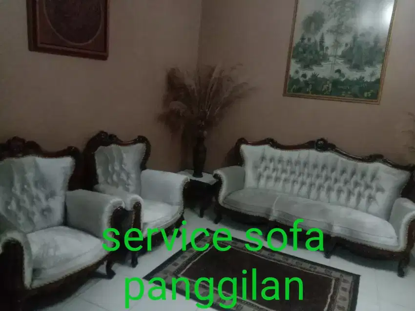 Menerima servis sofa panggilan