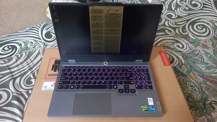 Lenovo LOQ15 IRX9 RTX3050 Ram20 i5