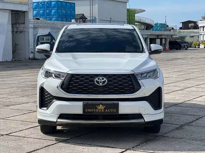 Toyota Kijang Innova Zenix 2.0 V Hybrid EV Modelista CVT Bensin 2023