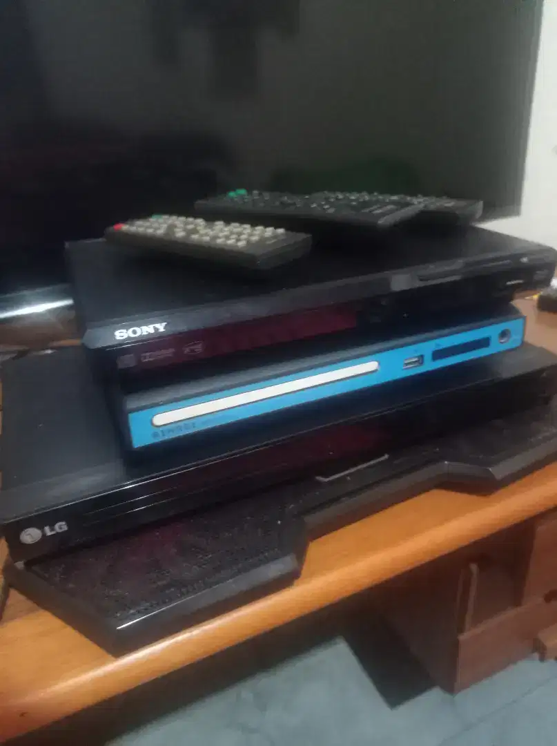 DVD player murah komplit