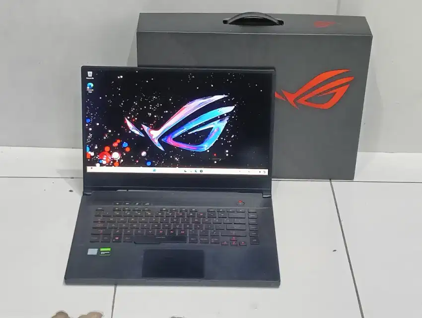 Asus zephyrus gu502gu Intel Core i7 gen 9 ram 16/512 gb gtx 1660ti