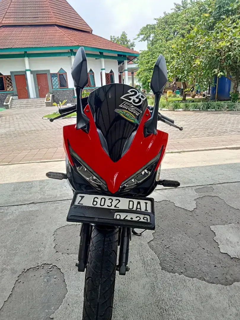 Jual motor CBR mulus, jarang di pakai