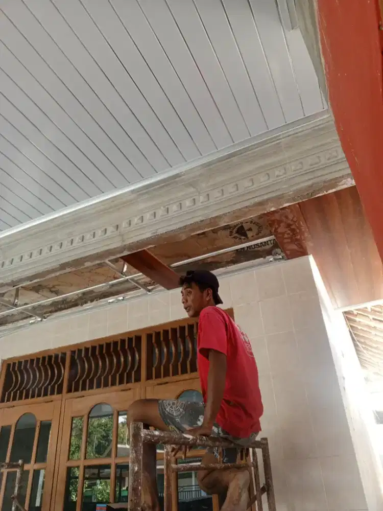 Plafon PVC terpasang berkualitas