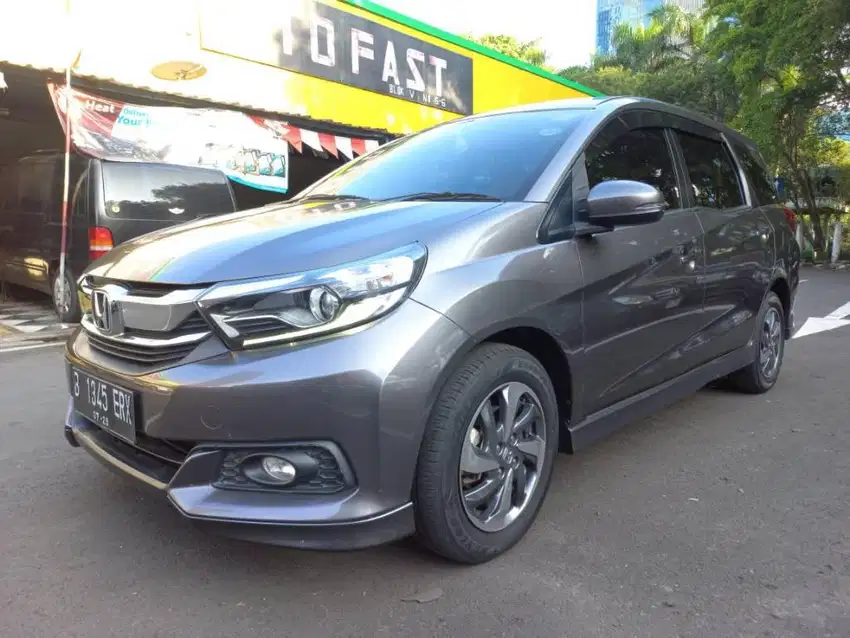 honda mobilio E facelife 2020 A/T , murah , bagus , antik