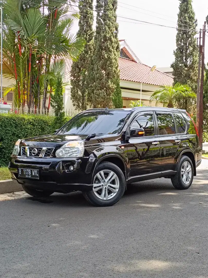 Nissan Xtrail St At 2.5 2009 Hitam Istimewa