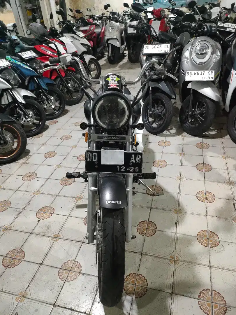 Benelli patagonian eagle 250 cc 2021 hitam