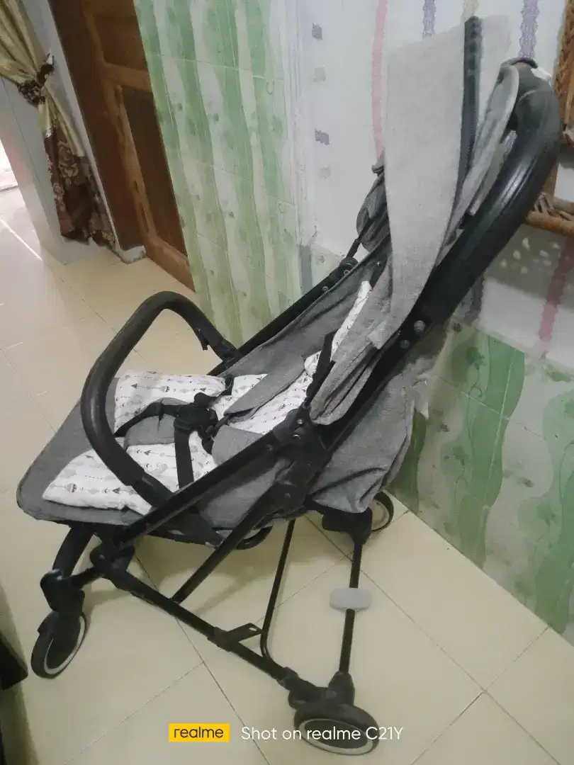 Jual stroller baby merk baby does bagus, mantul