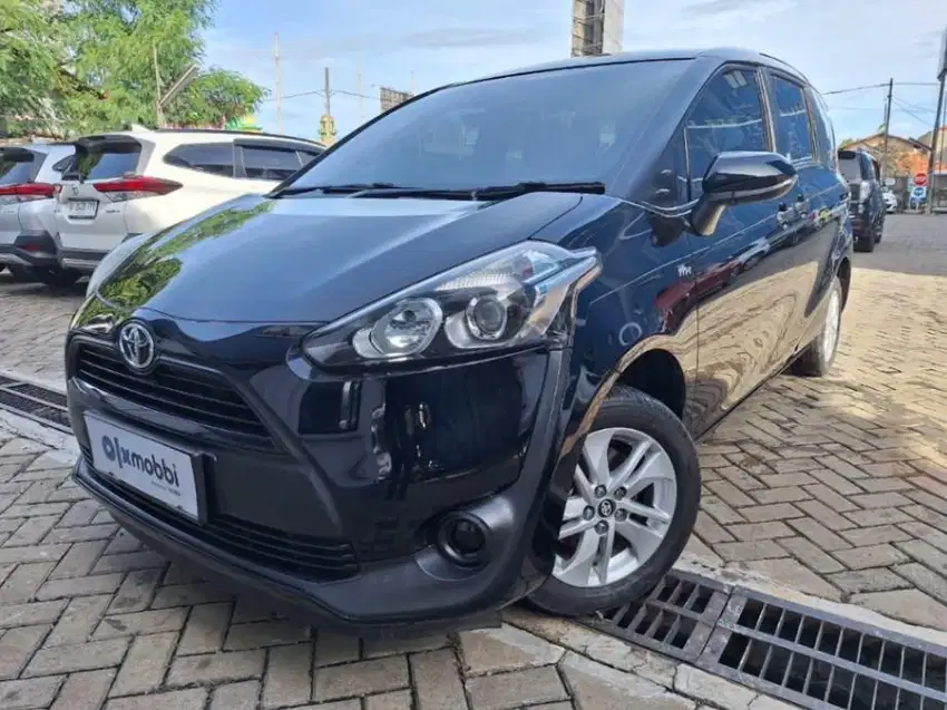 DP Rendah Toyota Sienta 1.5 E Bensin-AT 2018 0SCSDS