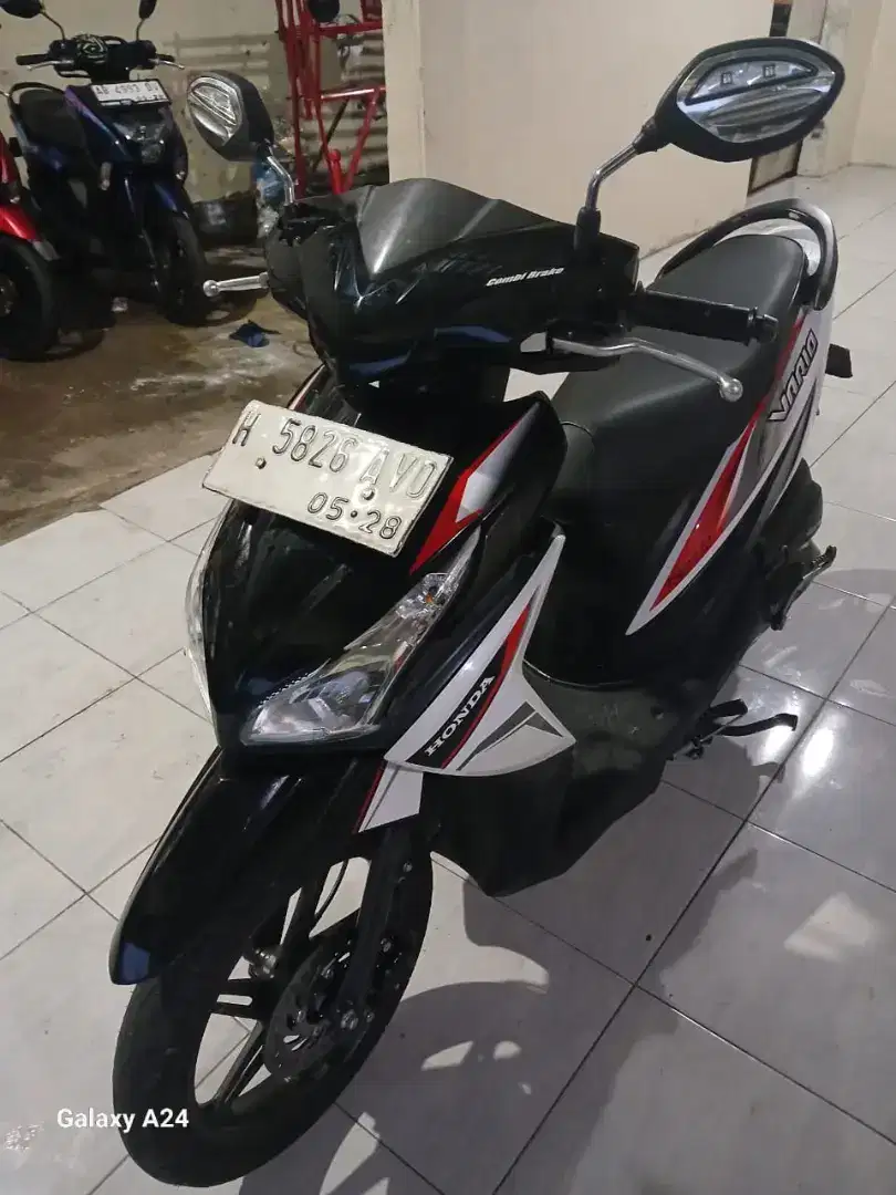 Vario 110 2018 hitqm putih