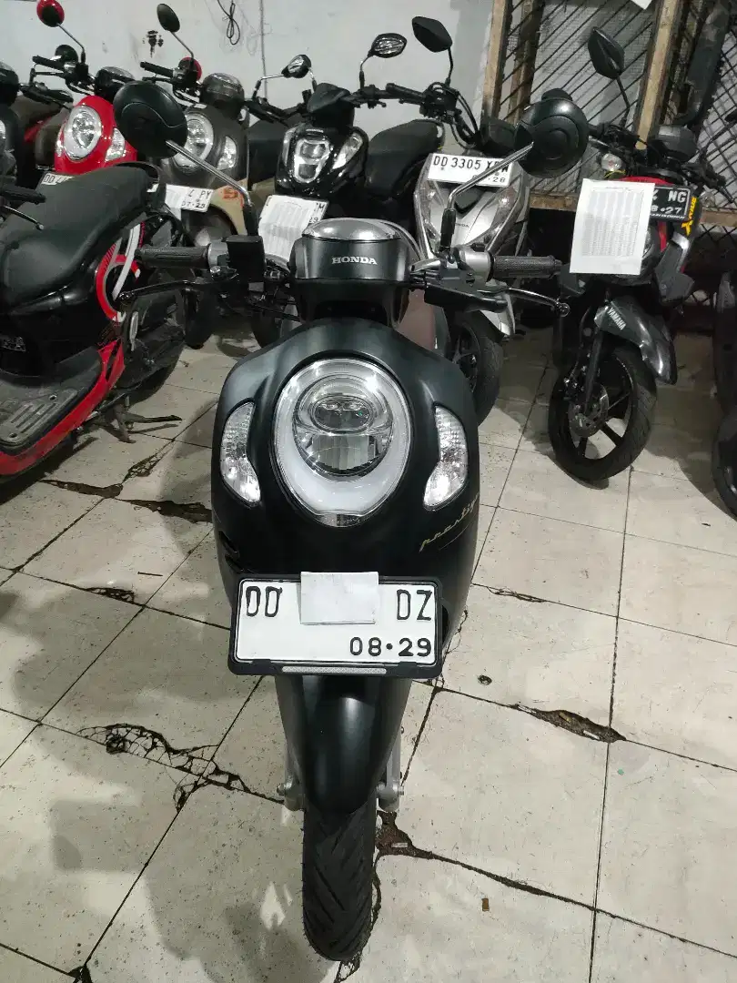 Honda scoopy 110 cc 2024 hitam