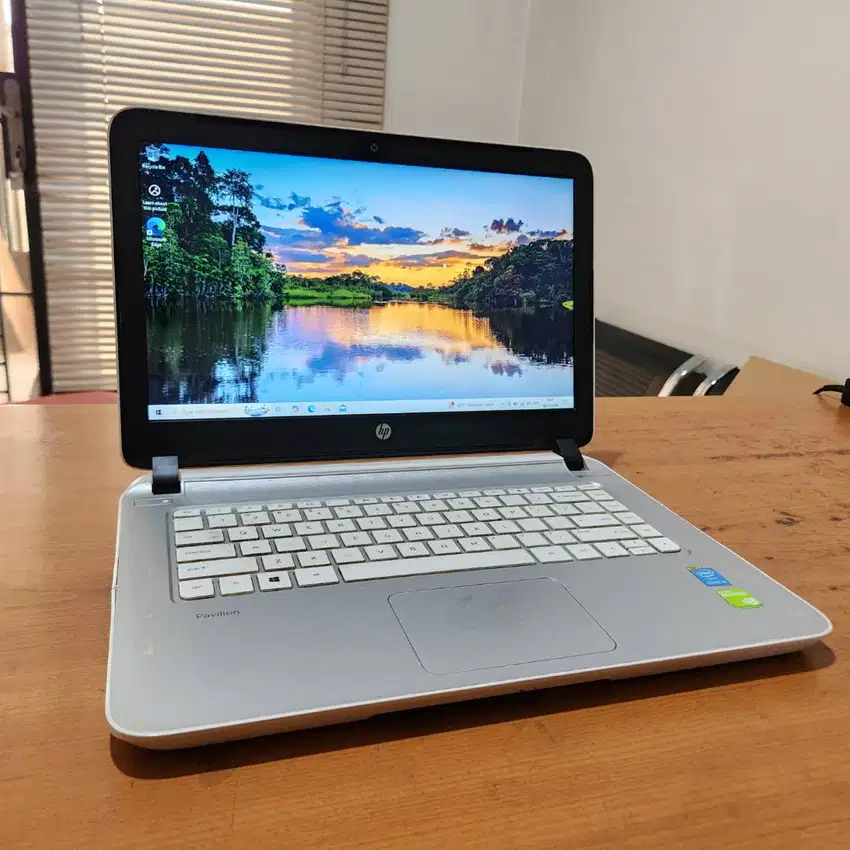 Laptop High Spec HP Pavillion 14V RAM 8GB Core i5 Gen 4 Bekas Murah