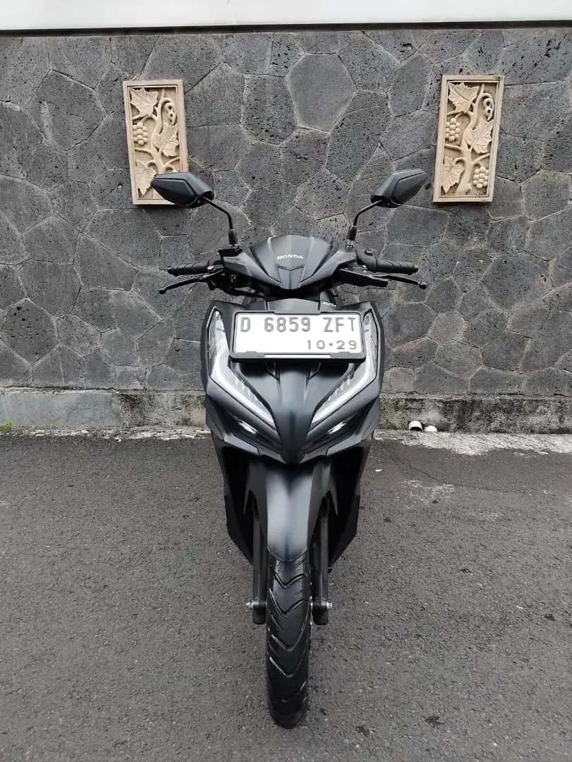 DI JUAL HONDA NEW VARIO ESP 125 TAHUN 2024 SS KOMPLIT MSH BARU.