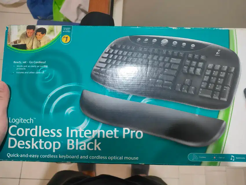 Logitech cordless internet pro desktop black