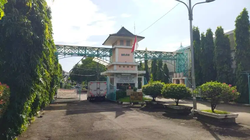 Dijual Rumah - Komplek Bulog Jatimelati, Pondok Melati, Bekasi