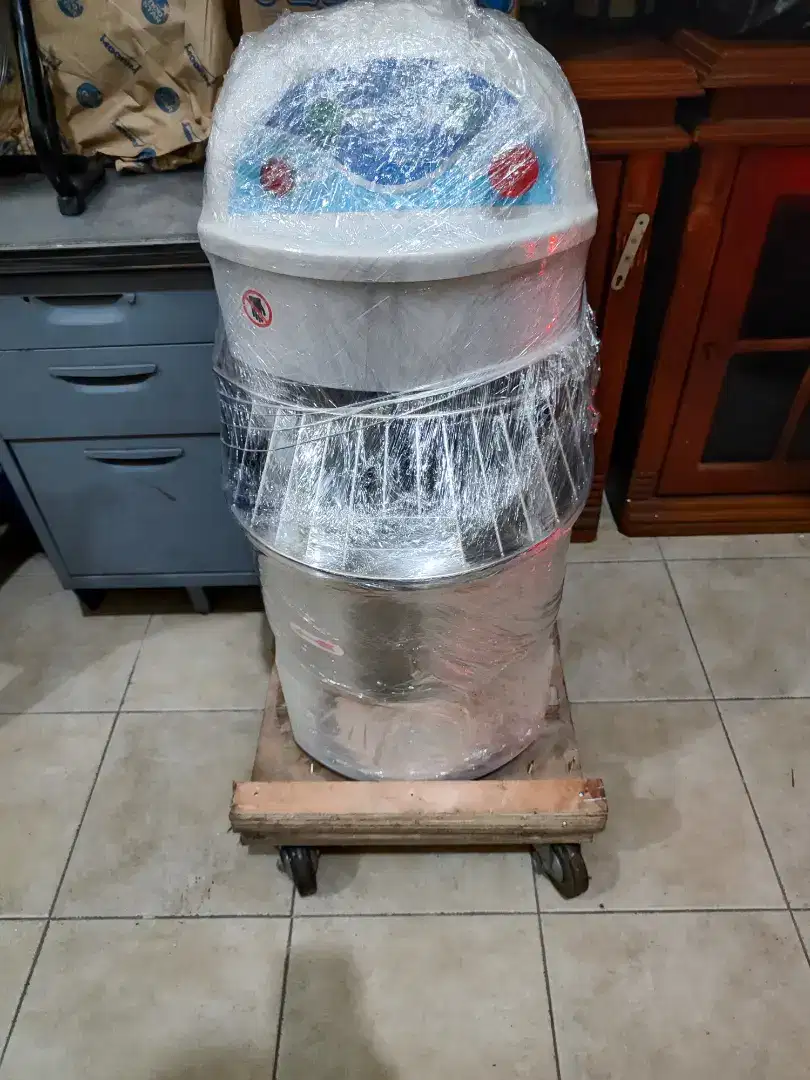 Mixer/adonan tepung GEA/Getra 20liter