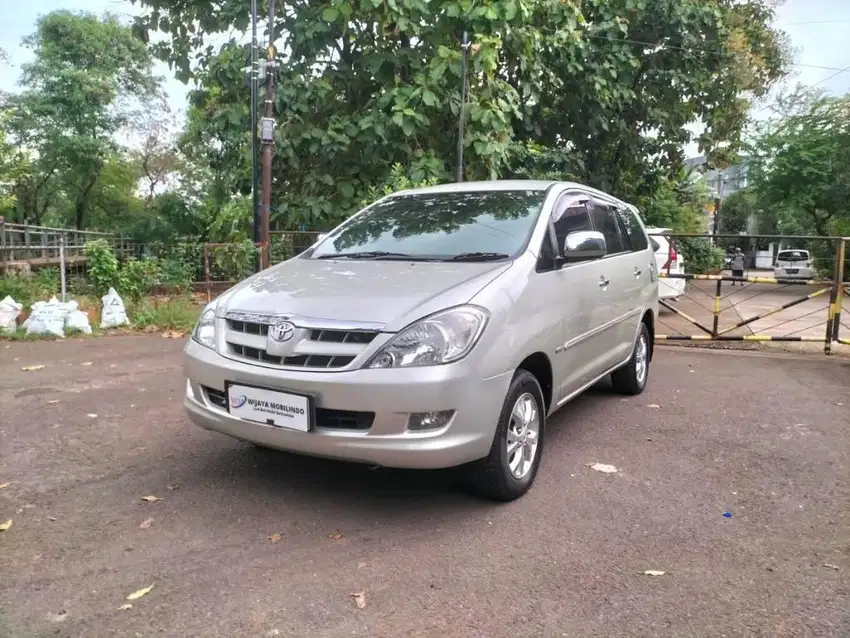 Toyota Innova V 2.0 Matic 2005 Bensin Garansi Mesin dan Transmisi