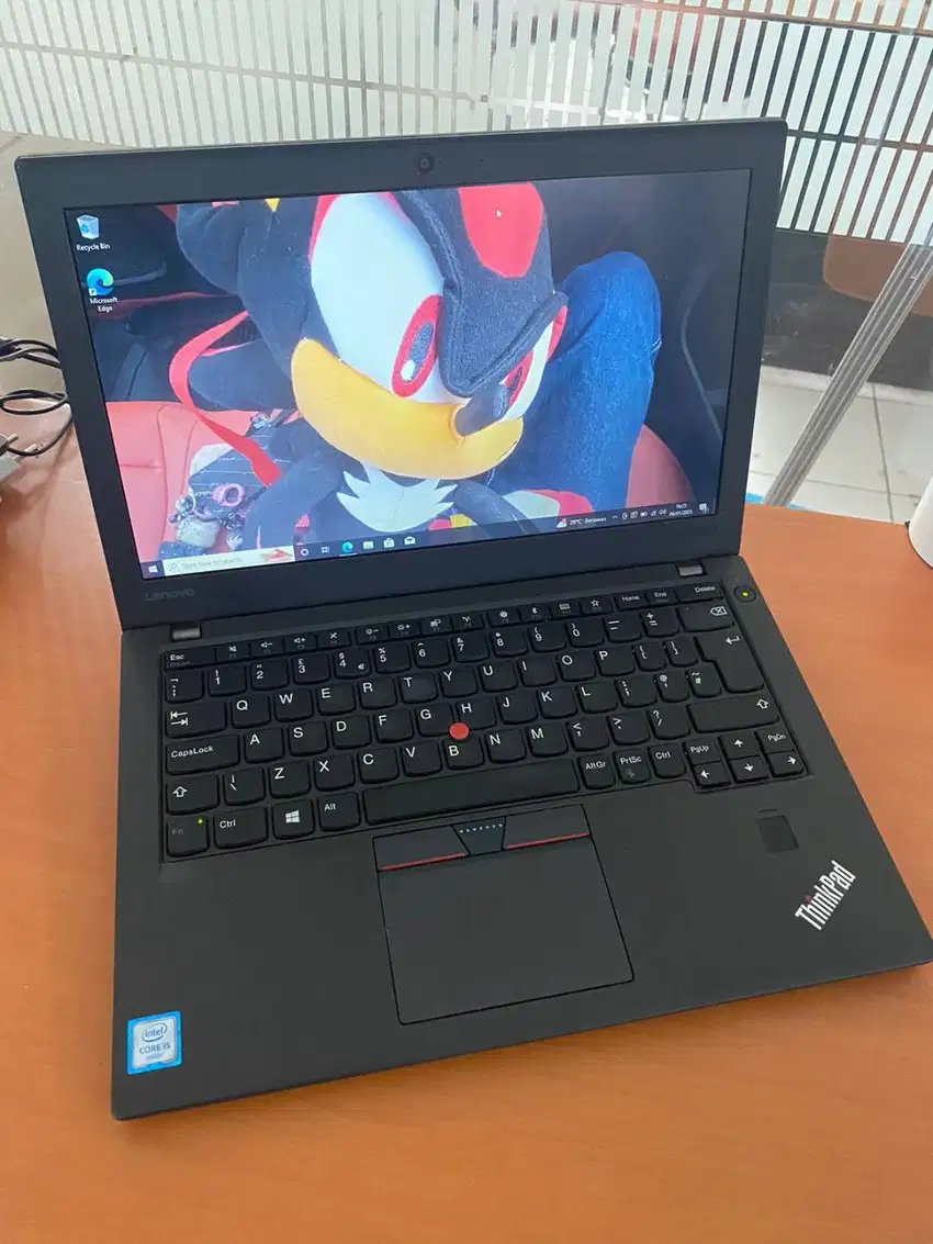 LENOVO THINKPAD x270 8GB 256GB INTEL CORE I5 GEN 6