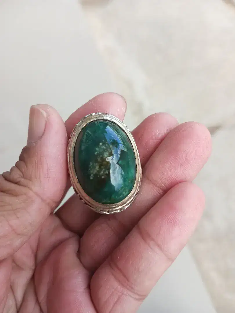 Batu garut ijo sperti bacan