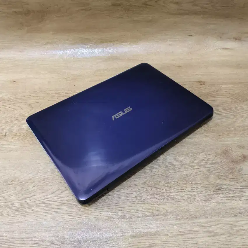 Laptop  Asus Slim Core i3 Gen 4 Ram 10GB Dual VGA bonus Mouse Baru Sia