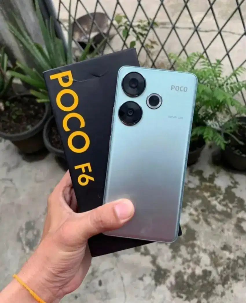 poco f6 8/256 fulset