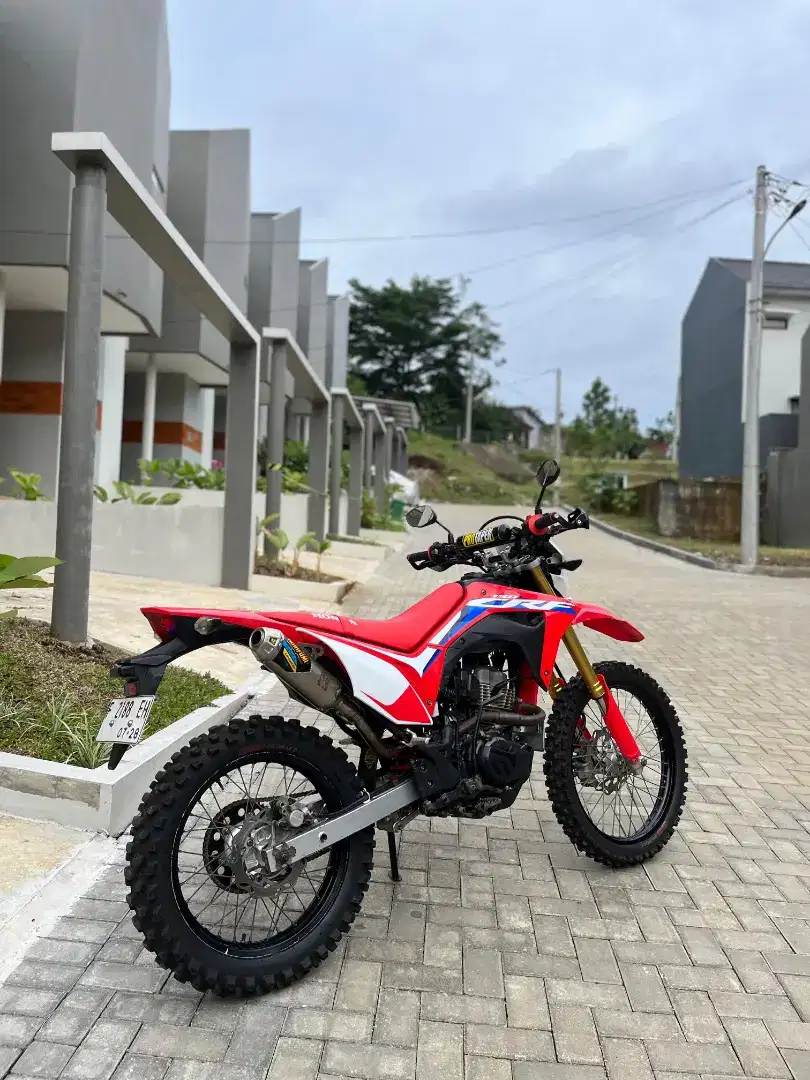 DIJUAL HONDA CRF 150 L 2018