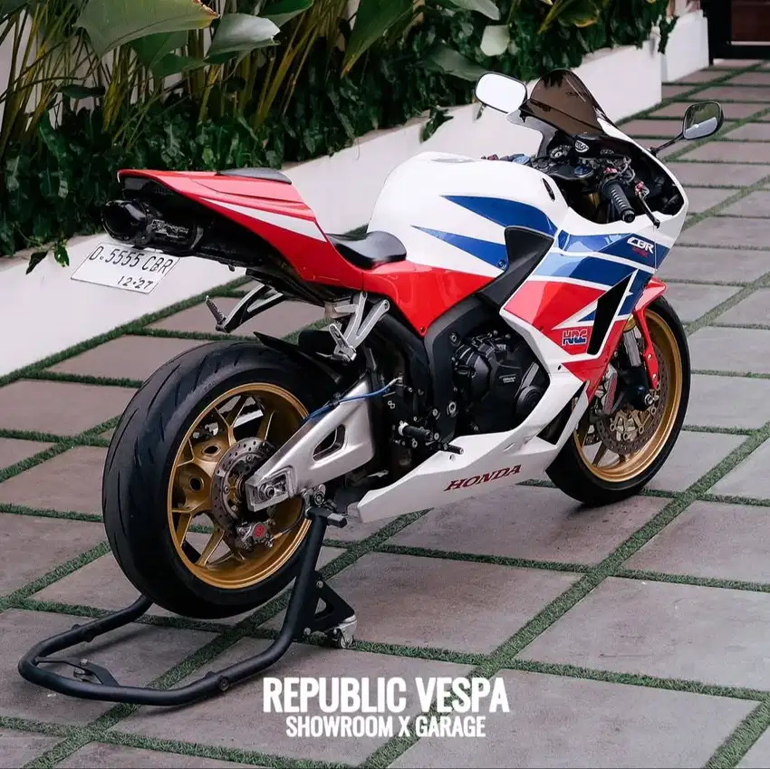 HONDA CBR600RR TAHUN 2013 HRC EDITION FULL PAPER