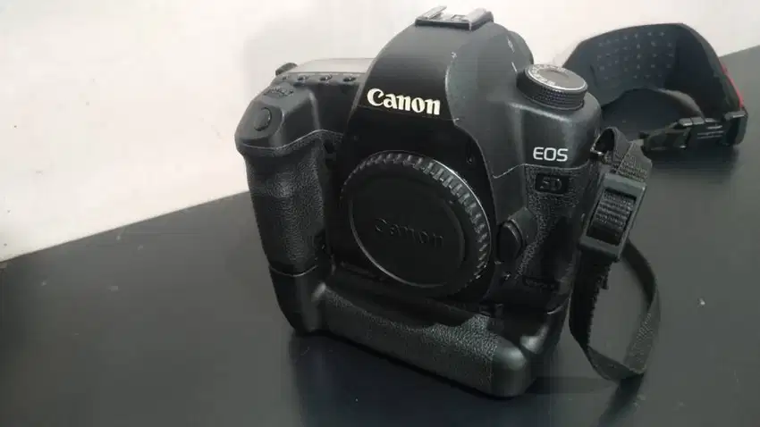 Jual Kamera CANON 5D Mark II (Body Kit + Lensa + Aksesoris)