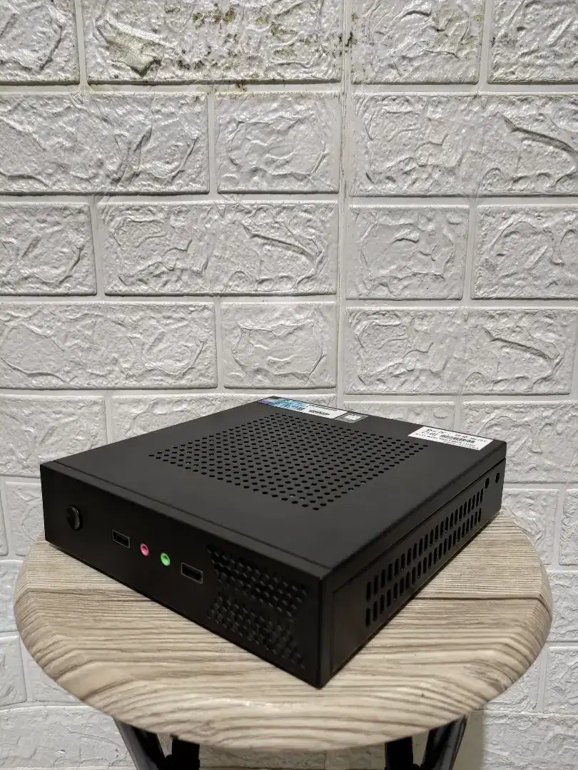 E MINI T3 MINI PC INTEL CORE I7