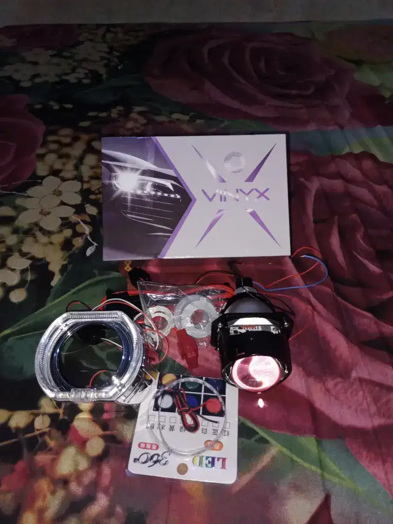 Lampu motor vinyx p3