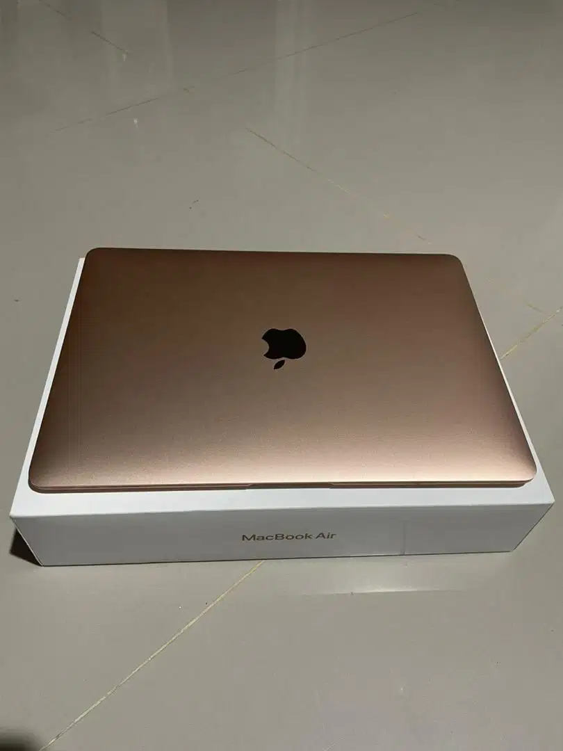 Macbook Air M1 pembelian 2023