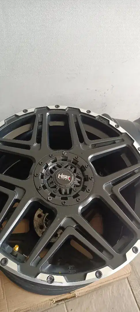 Velg HSR R17 lubang 5