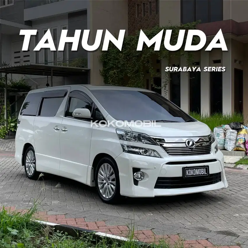 [KM 81RB] TOYOTA VELLFIRE ZG PREMIUM SOUND CBU 2014