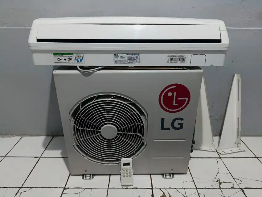 Ac lg 1/2 pk mulus bersih ori murah