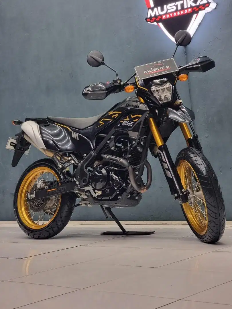 KM 2rb‼️ Kawasaki KLX 230 SM SE 2022 Nopol Cantik - Zaky Mustika