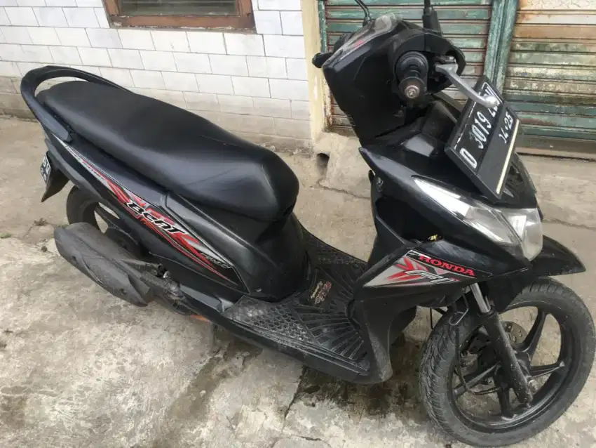 Jual motor beat FI th 2015 (D) mulus