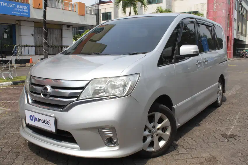 DP RENDAH - Nissan Serena 2.0 Highway Star Bensin-AT 2013 (BRG)