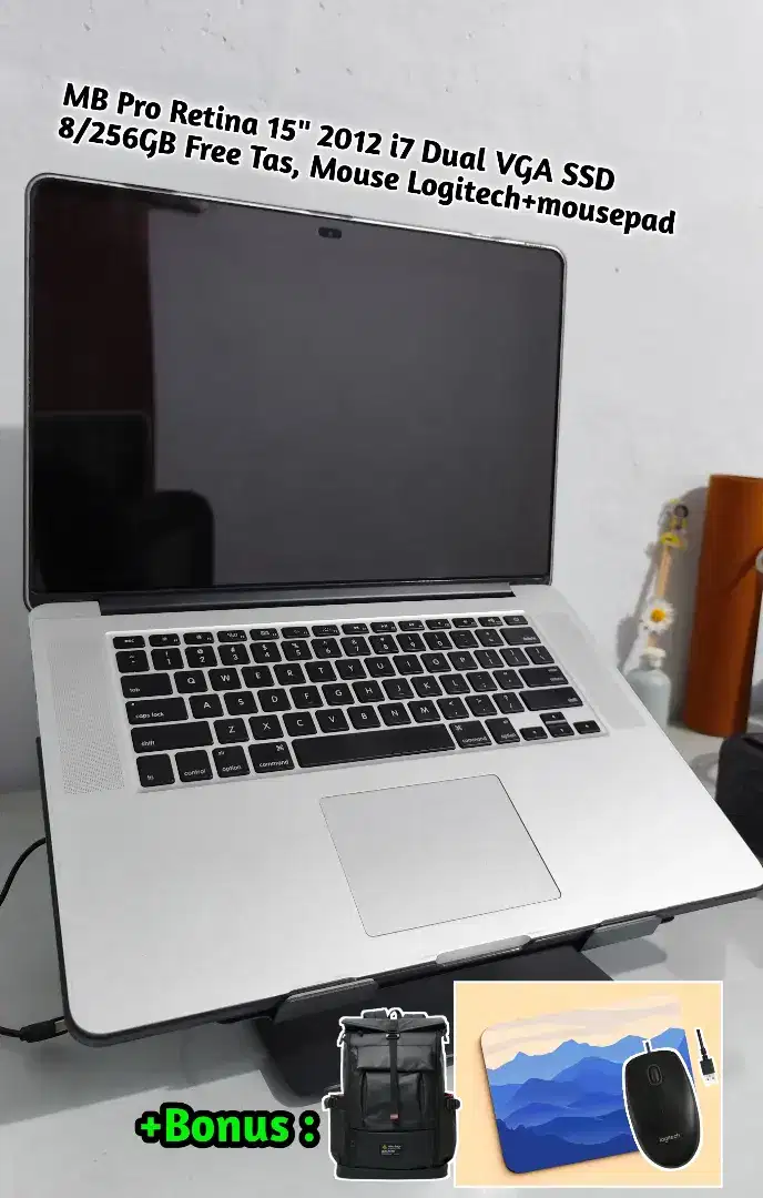 Macbook Pro Retina 15 2012 i7 Dual VGA SSD 256GB Free mouse mousepad