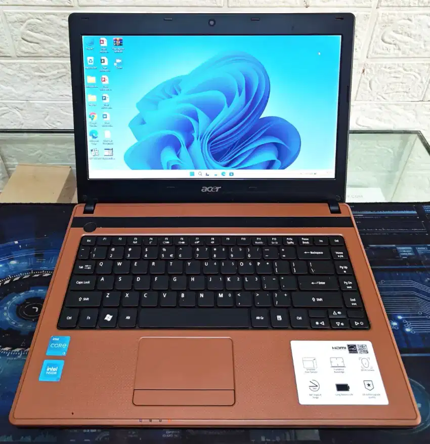 Acer 4378, intel core i3, ram 8gb ssd 128gb