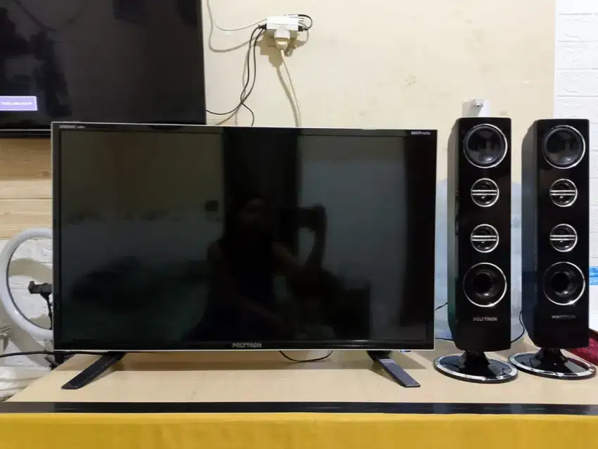 Polytron LED TV