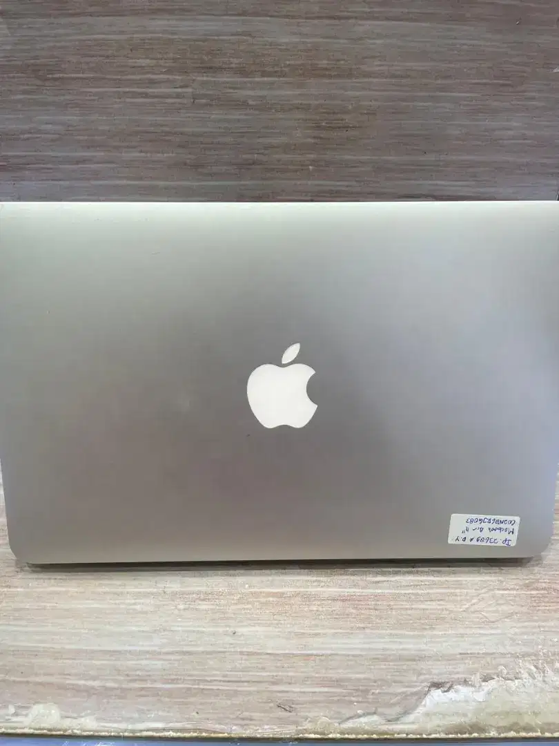 MacBook Air 2013 4/128Gb Silver