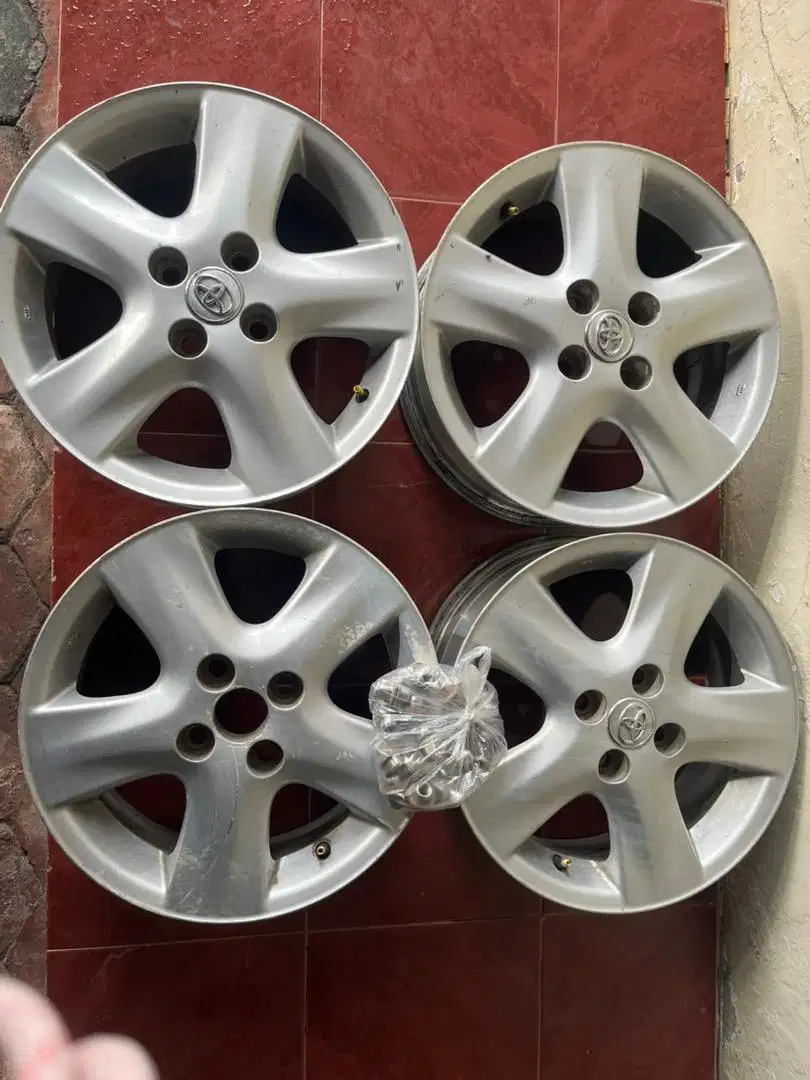 Velg ori bawaan yaris ring 14