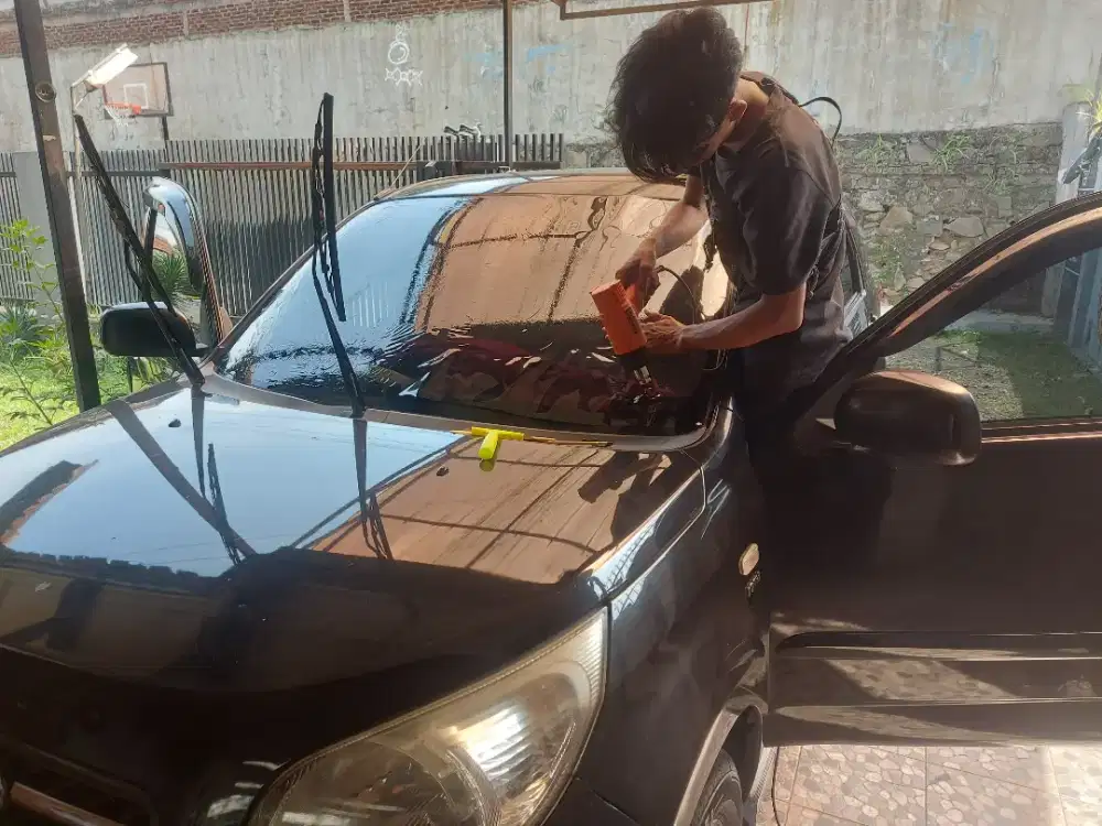 kaca film mobil berbagai merk dan jasa pasang panggilan