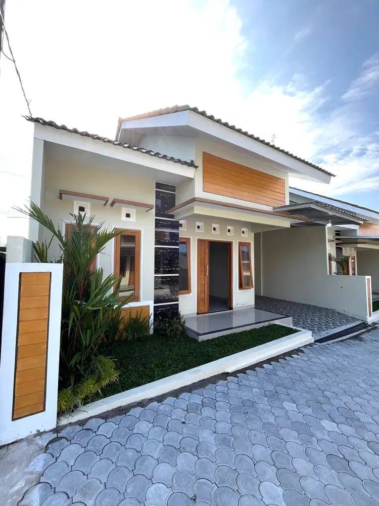 Rumah Baru Lokasi Strategis di Purwomartani