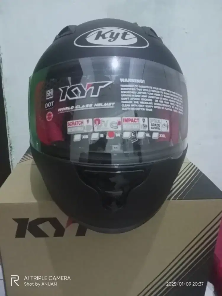 KYT R7 Full Face
