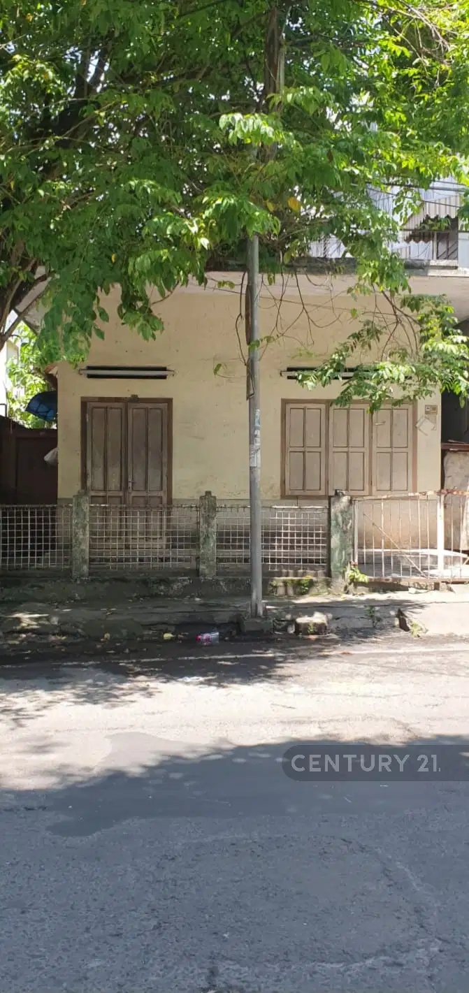 Dijual Rumah Di Tengah Kota Manado Hadap Jalan Raya