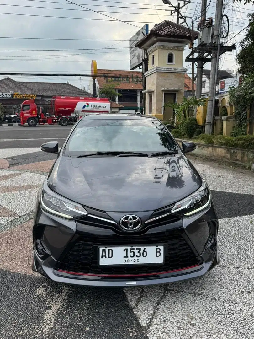 [km 9rb] Yaris 1.5 S TRD AT 2021