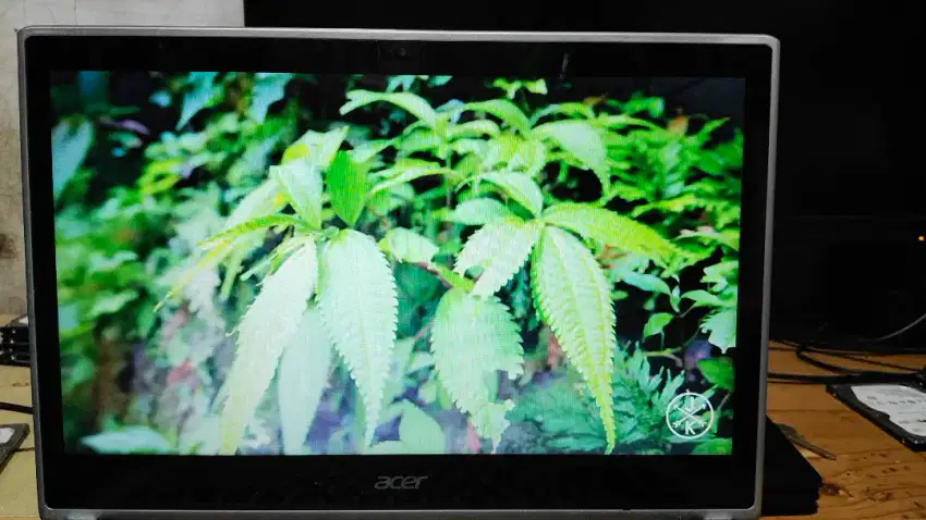 LCD monitor laptop acer v5 471P