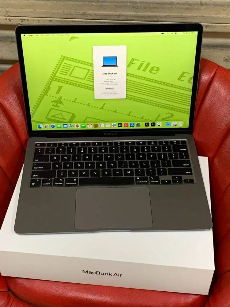 MacBook Air 13 inch 2020 M1 8gb 256gb Garansi iBox Aktif Fullset Ori